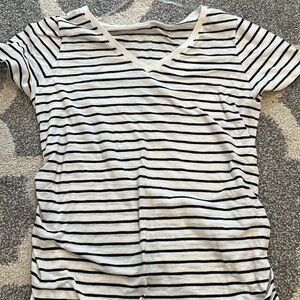 Liz Lange Maternity Shirts Size M (lot of 4)